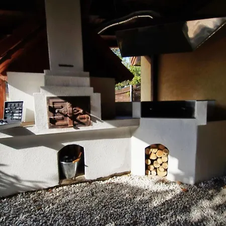 Mirage & Pool - Apartament