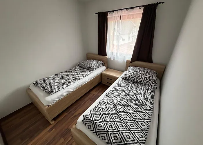 Mirage & Pool - Lejlighed *